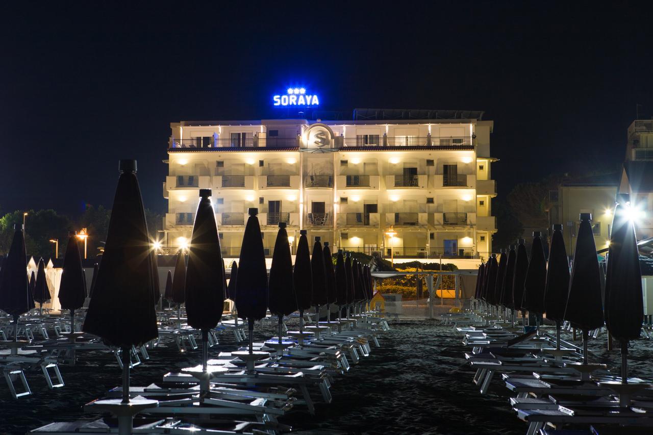 Hotel Soraya - Spiaggia Sawasdee Ριτσόνε Εξωτερικό φωτογραφία