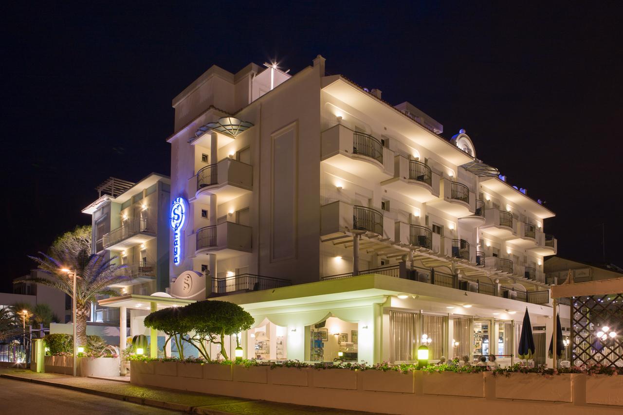 Hotel Soraya - Spiaggia Sawasdee Ριτσόνε Εξωτερικό φωτογραφία